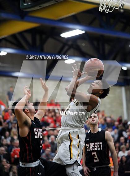 Thumbnail 1 in Uniondale vs Syosset (Section 8 Class AA Semifinal Playoff) photogallery.