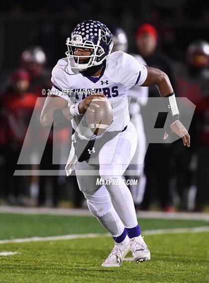 Thumbnail 1 in Mentor vs. Pickerington Central (OHSAA D1 State Semifinal) photogallery.