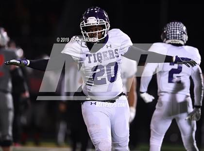 Thumbnail 2 in Mentor vs. Pickerington Central (OHSAA D1 State Semifinal) photogallery.