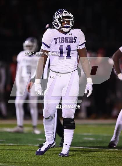 Thumbnail 3 in Mentor vs. Pickerington Central (OHSAA D1 State Semifinal) photogallery.