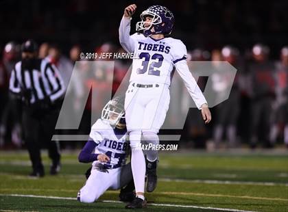 Thumbnail 2 in Mentor vs. Pickerington Central (OHSAA D1 State Semifinal) photogallery.