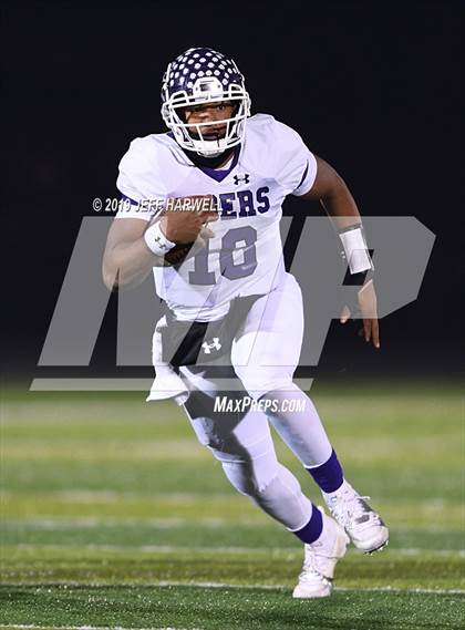 Thumbnail 1 in Mentor vs. Pickerington Central (OHSAA D1 State Semifinal) photogallery.