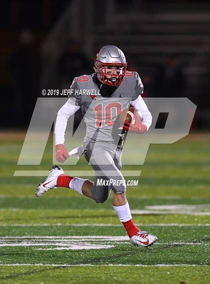 Thumbnail 1 in Mentor vs. Pickerington Central (OHSAA D1 State Semifinal) photogallery.