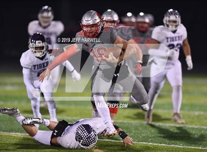 Thumbnail 1 in Mentor vs. Pickerington Central (OHSAA D1 State Semifinal) photogallery.