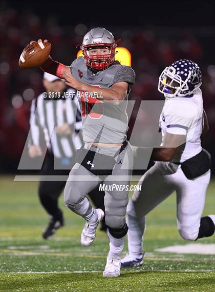 Thumbnail 1 in Mentor vs. Pickerington Central (OHSAA D1 State Semifinal) photogallery.