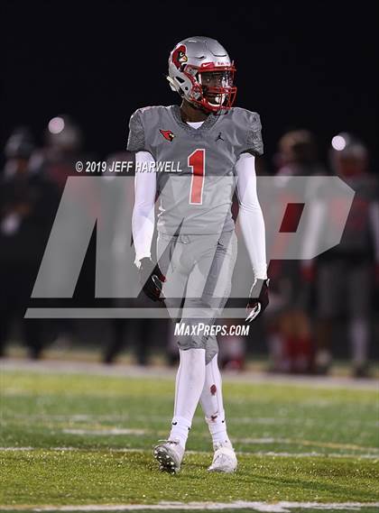 Thumbnail 1 in Mentor vs. Pickerington Central (OHSAA D1 State Semifinal) photogallery.