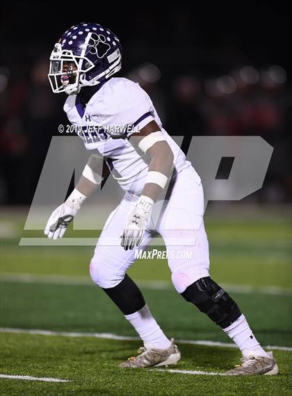 Thumbnail 1 in Mentor vs. Pickerington Central (OHSAA D1 State Semifinal) photogallery.