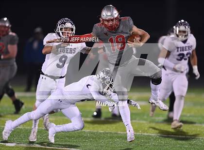 Thumbnail 1 in Mentor vs. Pickerington Central (OHSAA D1 State Semifinal) photogallery.