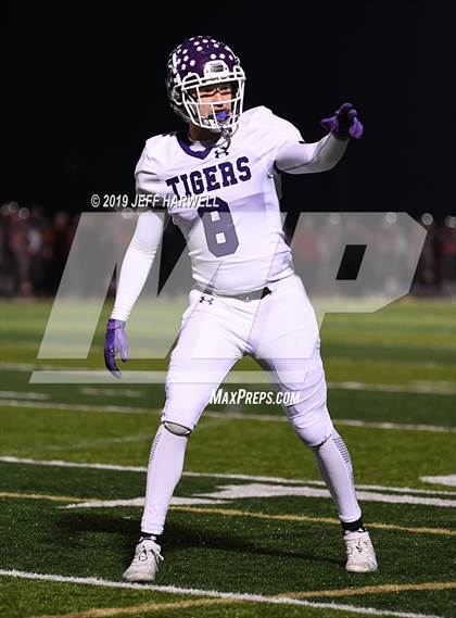 Thumbnail 1 in Mentor vs. Pickerington Central (OHSAA D1 State Semifinal) photogallery.