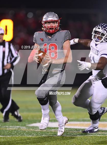 Thumbnail 2 in Mentor vs. Pickerington Central (OHSAA D1 State Semifinal) photogallery.
