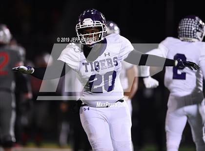 Thumbnail 3 in Mentor vs. Pickerington Central (OHSAA D1 State Semifinal) photogallery.
