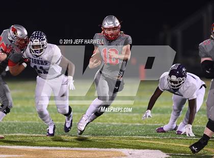 Thumbnail 3 in Mentor vs. Pickerington Central (OHSAA D1 State Semifinal) photogallery.
