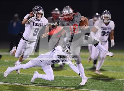 Thumbnail 2 in Mentor vs. Pickerington Central (OHSAA D1 State Semifinal) photogallery.