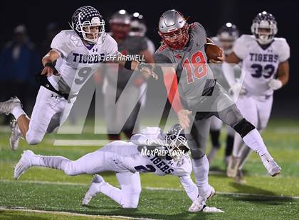 Thumbnail 3 in Mentor vs. Pickerington Central (OHSAA D1 State Semifinal) photogallery.