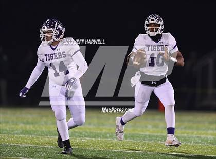 Thumbnail 3 in Mentor vs. Pickerington Central (OHSAA D1 State Semifinal) photogallery.