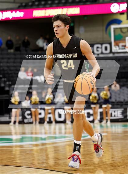 Thumbnail 2 in Snow Canyon vs. Cottonwood (UHSAA 4A Semifinals) photogallery.