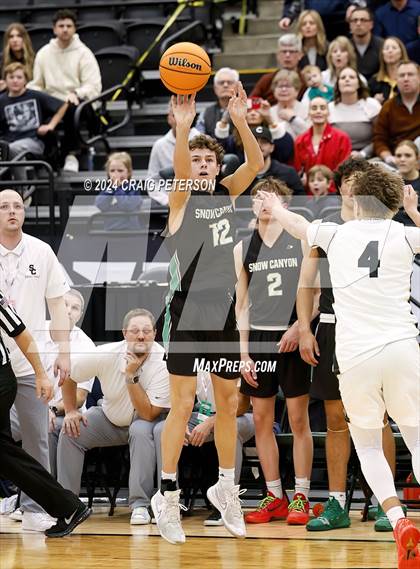 Thumbnail 2 in Snow Canyon vs. Cottonwood (UHSAA 4A Semifinals) photogallery.