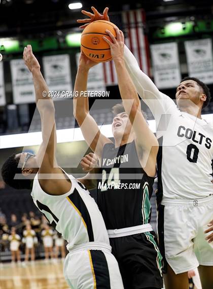 Thumbnail 2 in Snow Canyon vs. Cottonwood (UHSAA 4A Semifinals) photogallery.