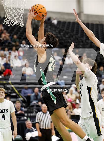 Thumbnail 3 in Snow Canyon vs. Cottonwood (UHSAA 4A Semifinals) photogallery.