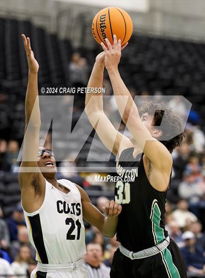 Thumbnail 3 in Snow Canyon vs. Cottonwood (UHSAA 4A Semifinals) photogallery.