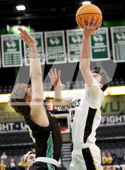 Thumbnail 3 in Snow Canyon vs. Cottonwood (UHSAA 4A Semifinals) photogallery.