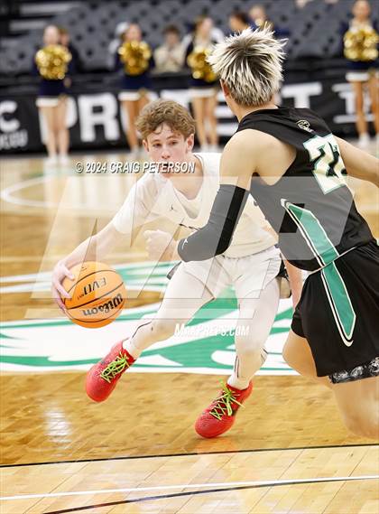 Thumbnail 1 in Snow Canyon vs. Cottonwood (UHSAA 4A Semifinals) photogallery.