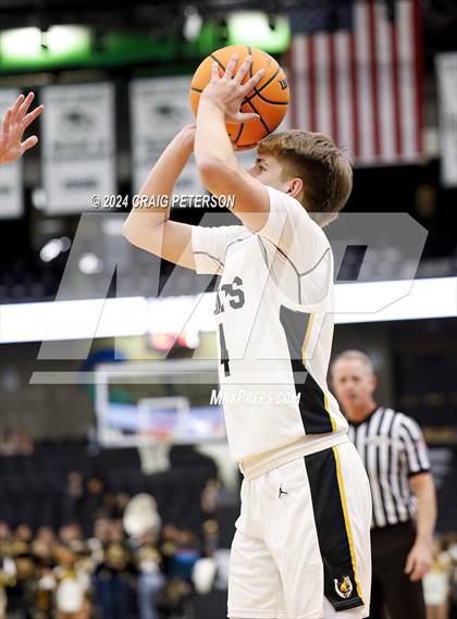 Thumbnail 3 in Snow Canyon vs. Cottonwood (UHSAA 4A Semifinals) photogallery.
