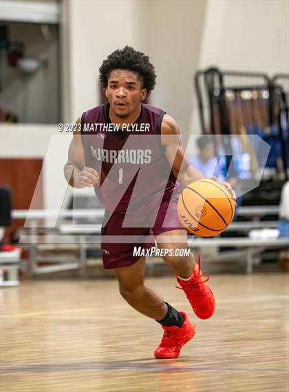 Thumbnail 3 in New Life Christian Academy vs. Living Water Christian (Veterans Showcase) photogallery.