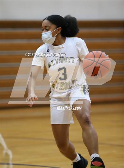 Thumbnail 2 in Belleville East @ Althoff Catholic photogallery.