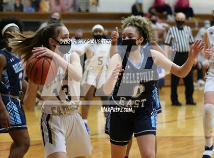 Thumbnail 3 in Belleville East @ Althoff Catholic photogallery.