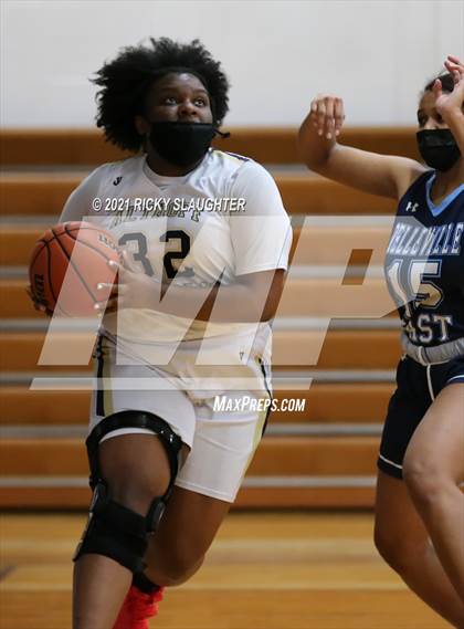 Thumbnail 3 in Belleville East @ Althoff Catholic photogallery.