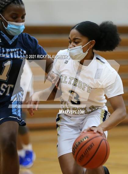 Thumbnail 1 in Belleville East @ Althoff Catholic photogallery.