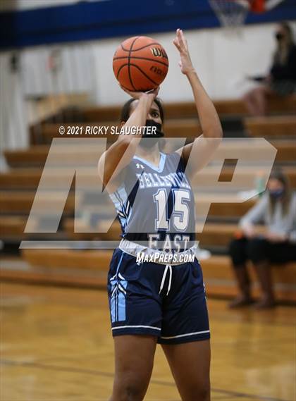 Thumbnail 2 in Belleville East @ Althoff Catholic photogallery.