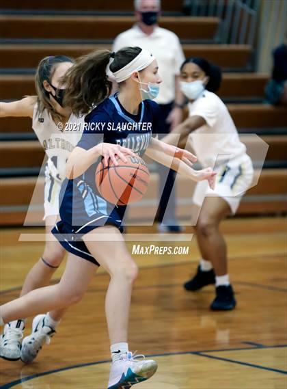 Thumbnail 3 in Belleville East @ Althoff Catholic photogallery.