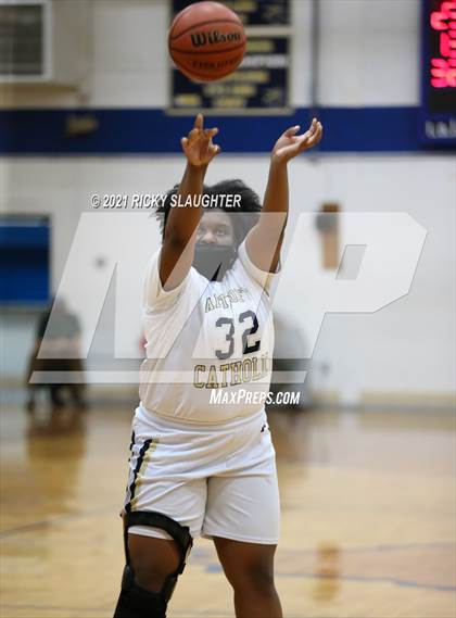 Thumbnail 2 in Belleville East @ Althoff Catholic photogallery.