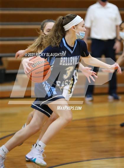 Thumbnail 2 in Belleville East @ Althoff Catholic photogallery.