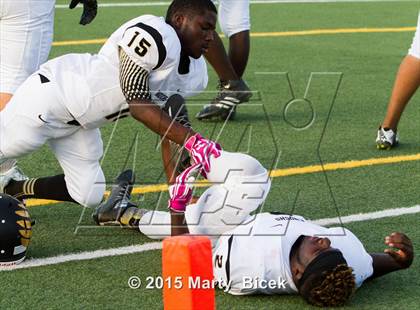 Thumbnail 3 in Enochs @ Turlock photogallery.