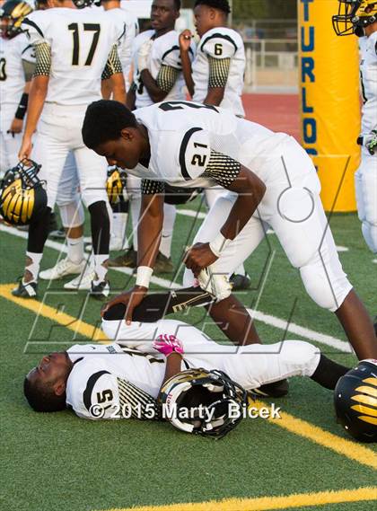 Thumbnail 2 in Enochs @ Turlock photogallery.