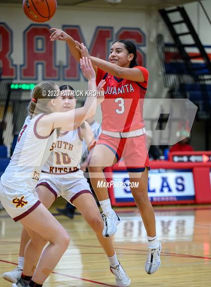 Thumbnail 2 in South Kitsap vs. Juanita photogallery.