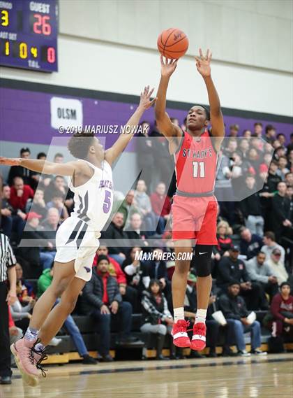 Thumbnail 1 in St. Mary Prep @ Bloomfield Hills (MHSAA Division 1 District Final) photogallery.