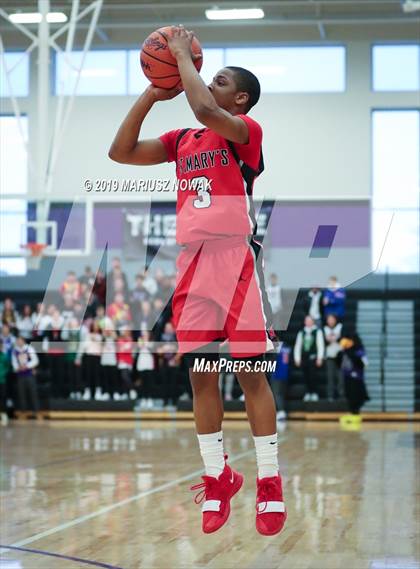 Thumbnail 1 in St. Mary Prep @ Bloomfield Hills (MHSAA Division 1 District Final) photogallery.