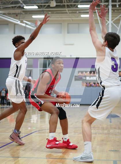 Thumbnail 3 in St. Mary Prep @ Bloomfield Hills (MHSAA Division 1 District Final) photogallery.