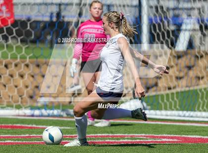Thumbnail 2 in Wimberley vs. Randall (UIL 4A Soccer Division II Final) photogallery.