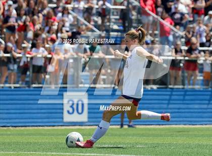 Thumbnail 2 in Wimberley vs. Randall (UIL 4A Soccer Division II Final) photogallery.