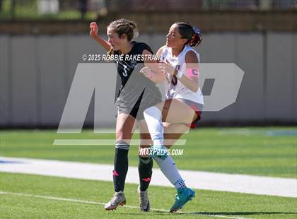 Thumbnail 2 in Wimberley vs. Randall (UIL 4A Soccer Division II Final) photogallery.