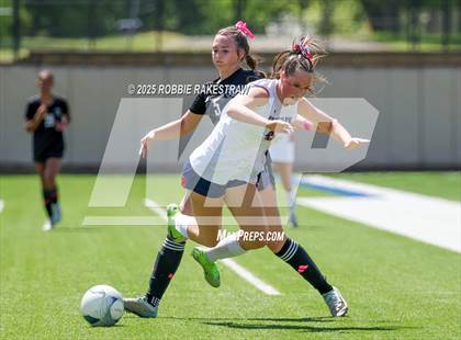 Thumbnail 2 in Wimberley vs. Randall (UIL 4A Soccer Division II Final) photogallery.