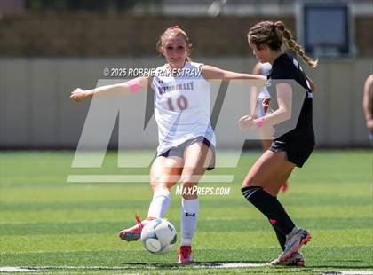 Thumbnail 1 in Wimberley vs. Randall (UIL 4A Soccer Division II Final) photogallery.