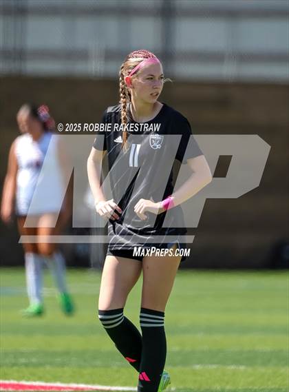 Thumbnail 2 in Wimberley vs. Randall (UIL 4A Soccer Division II Final) photogallery.