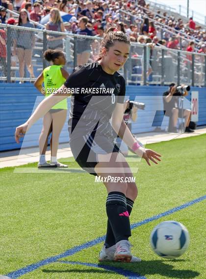 Thumbnail 1 in Wimberley vs. Randall (UIL 4A Soccer Division II Final) photogallery.