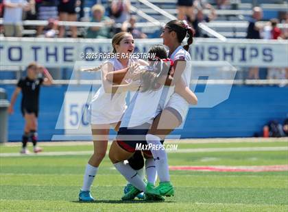 Thumbnail 2 in Wimberley vs. Randall (UIL 4A Soccer Division II Final) photogallery.
